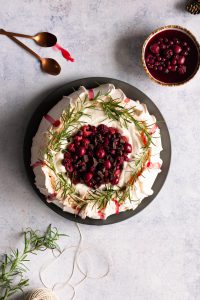 Read more about the article How to Make an Easy Christmas Pavlova