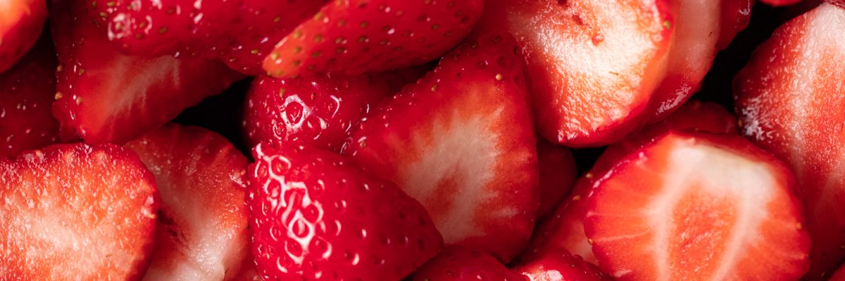 Strawberries_01 Sliced strawberries